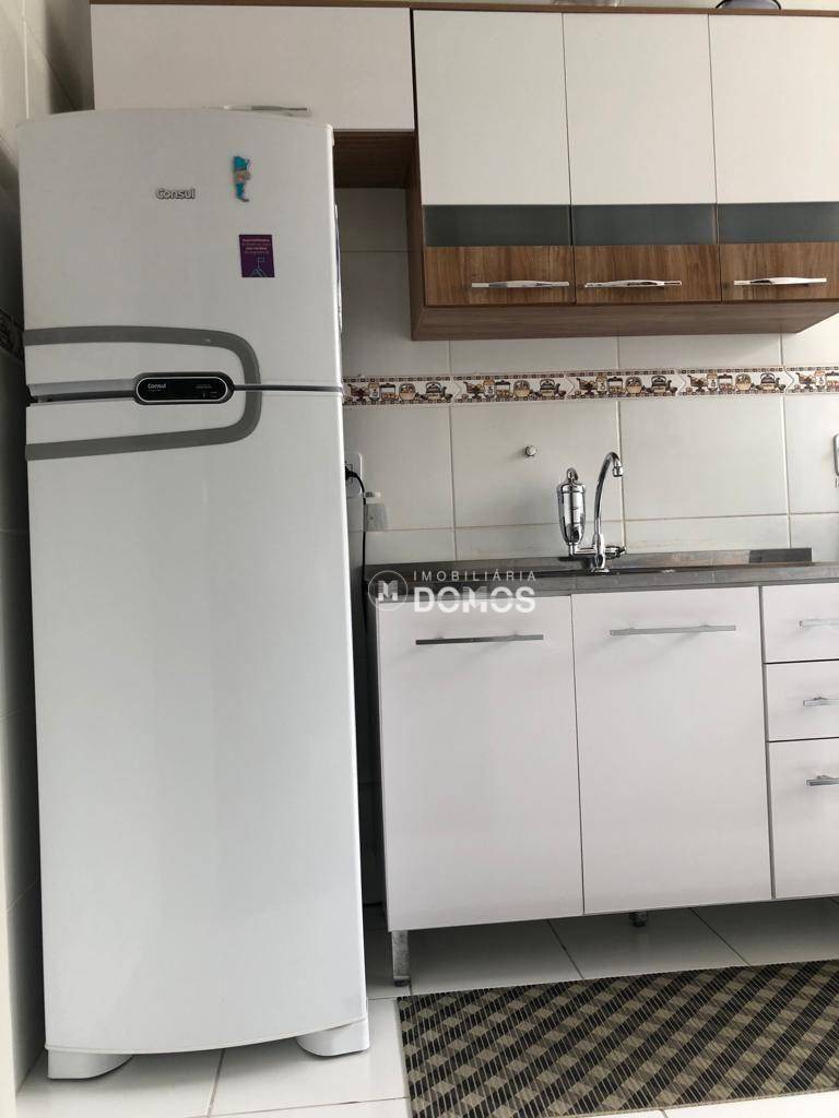 Apartamento à venda com 2 quartos, 45m² - Foto 11