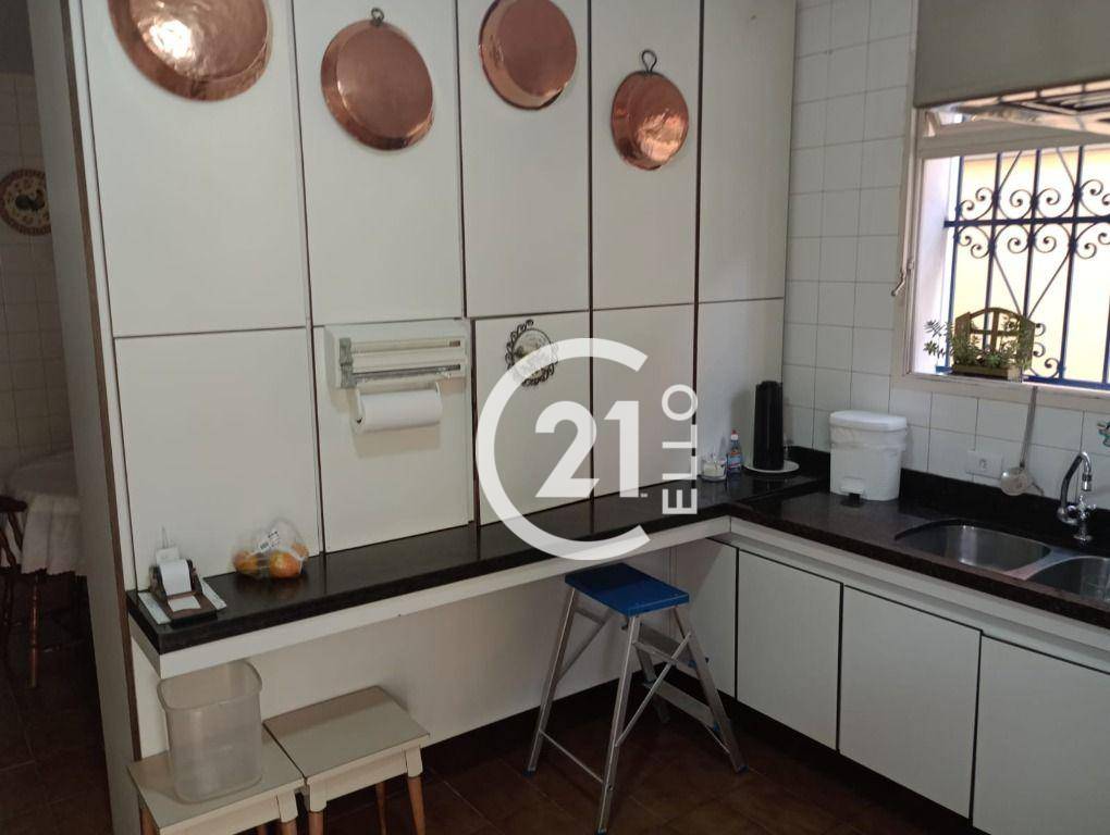 Casa à venda com 4 quartos, 660m² - Foto 14