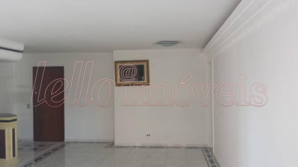 Apartamento para alugar com 2 quartos, 180m² - Foto 2