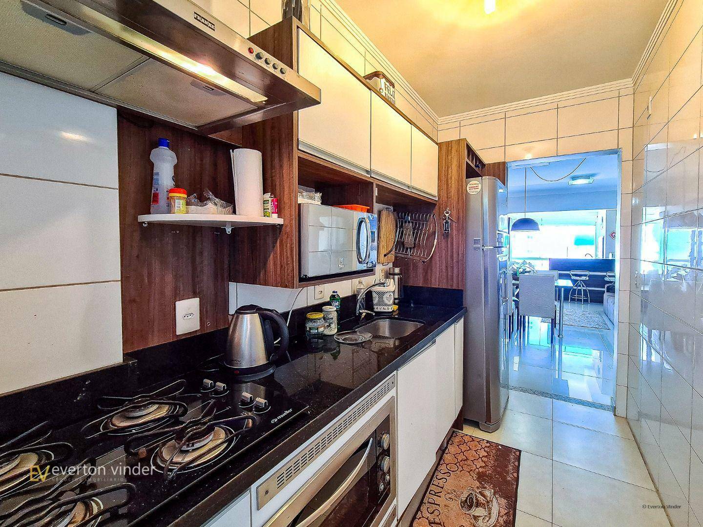 Apartamento à venda com 2 quartos, 104m² - Foto 11