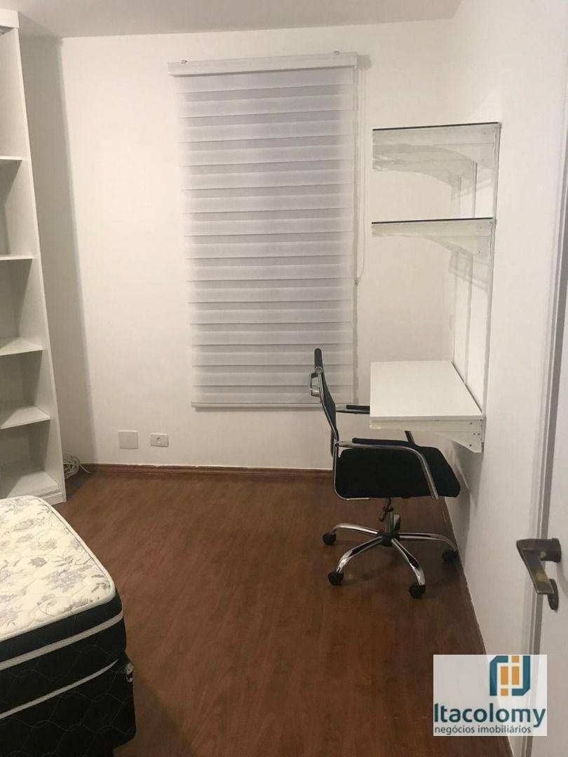 Apartamento para alugar com 3 quartos, 350m² - Foto 16