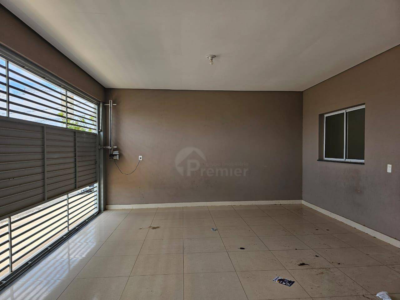 Casa para alugar com 2 quartos, 70m² - Foto 1