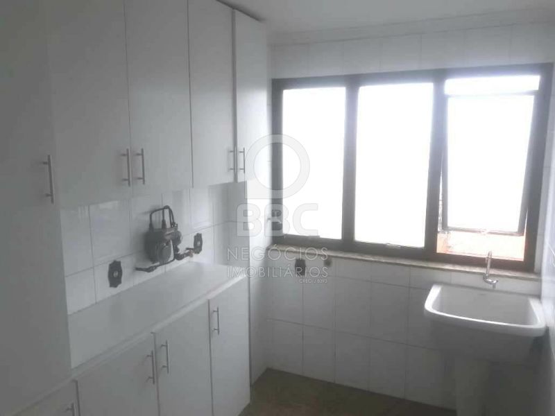 Apartamento à venda com 3 quartos, 140m² - Foto 13