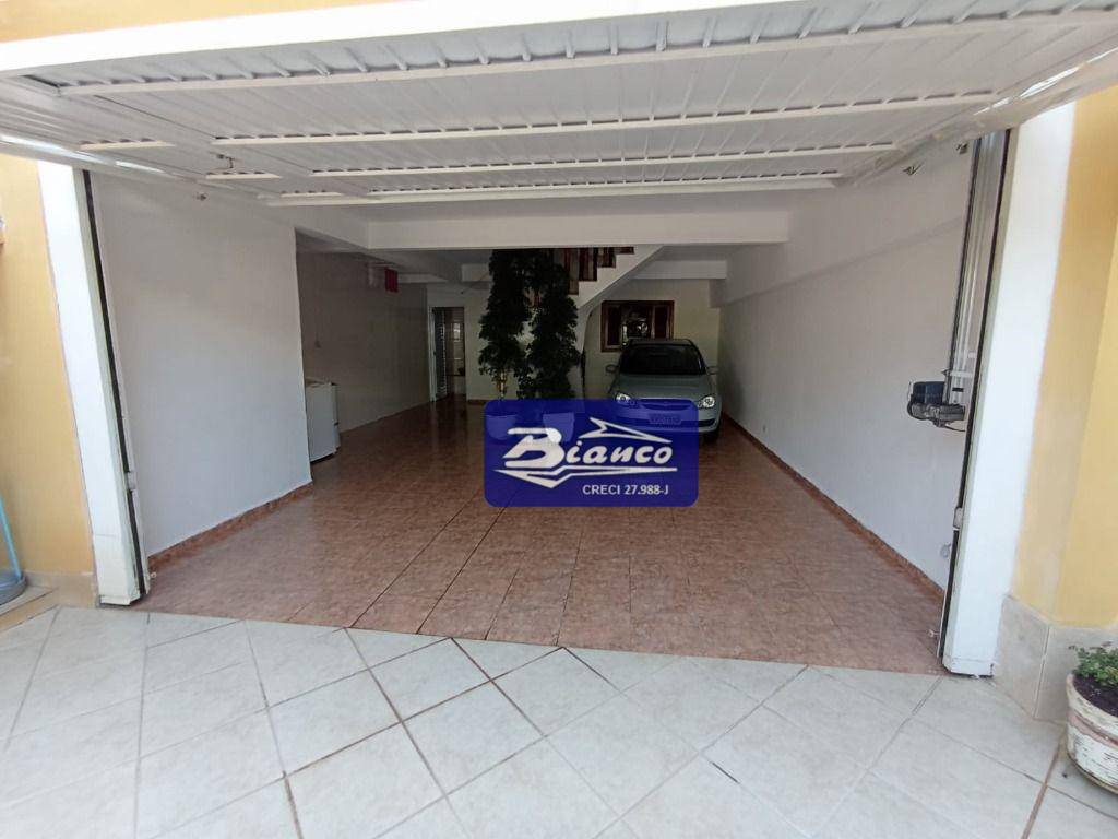 Sobrado à venda com 4 quartos, 207m² - Foto 2