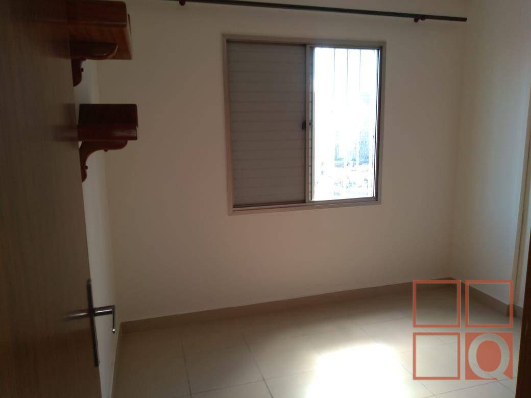 Apartamento à venda com 2 quartos, 62m² - Foto 16