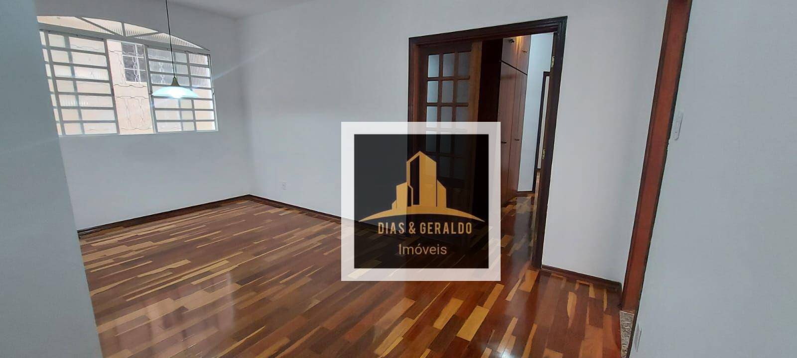 Casa à venda com 3 quartos, 206m² - Foto 10