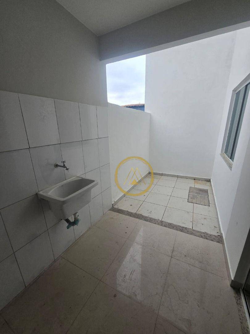 Casa à venda e aluguel com 3 quartos, 110m² - Foto 7