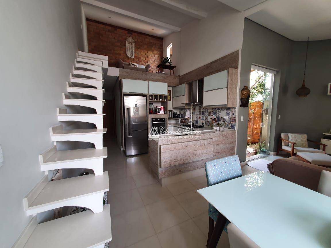 Casa à venda com 3 quartos, 113m² - Foto 9