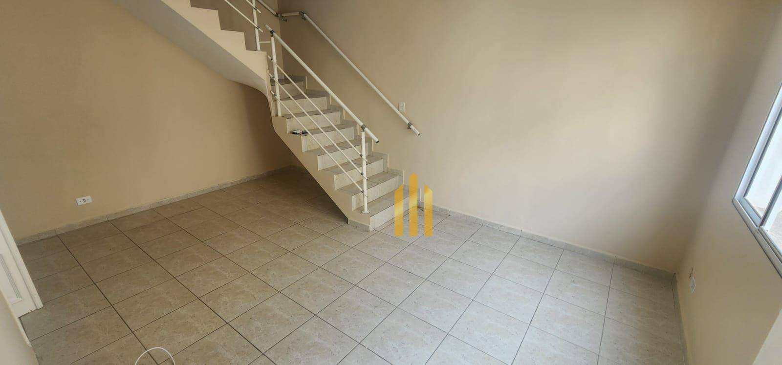 Sobrado para alugar com 2 quartos, 75m² - Foto 6