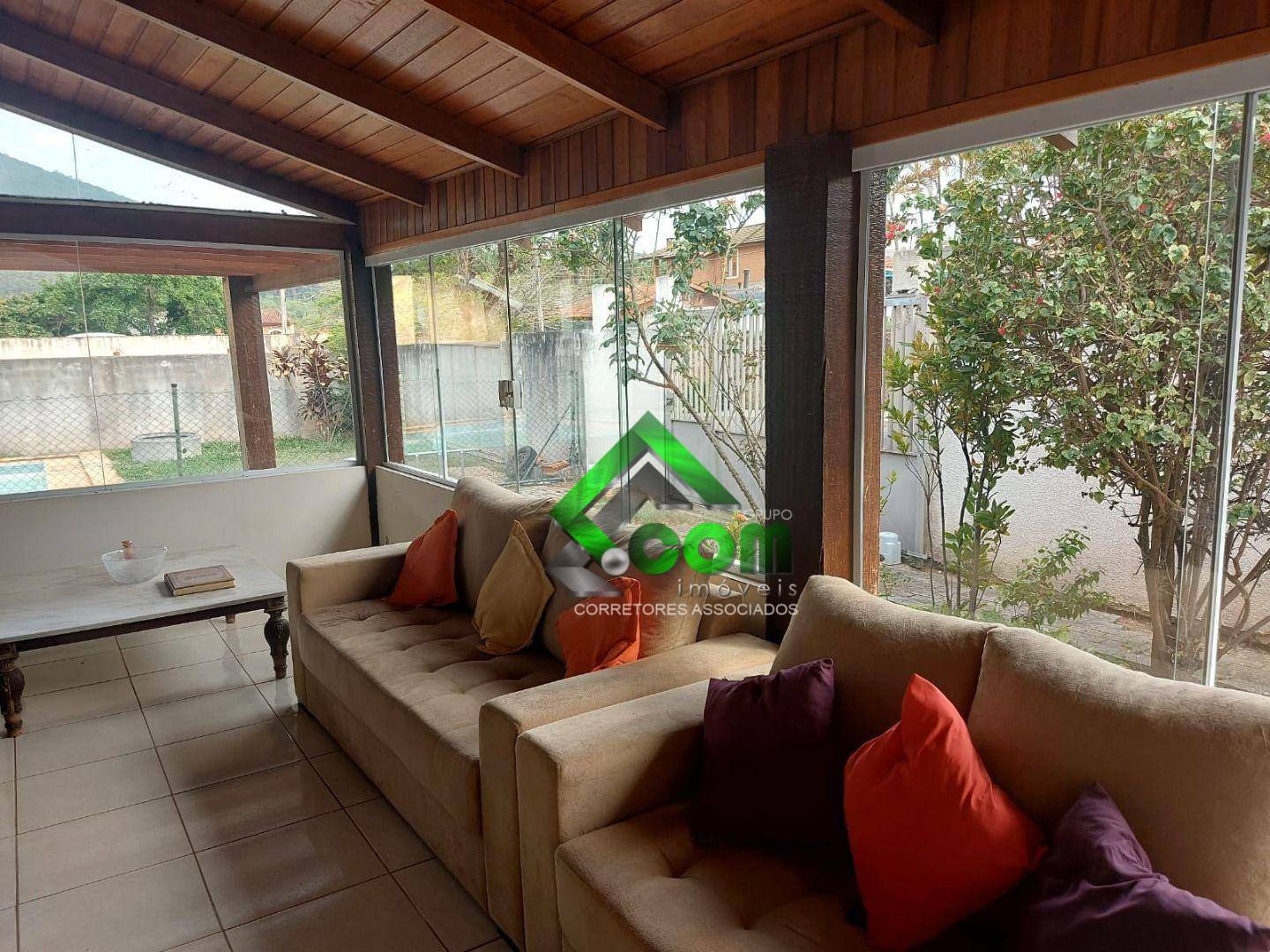 Casa à venda com 3 quartos, 257m² - Foto 13