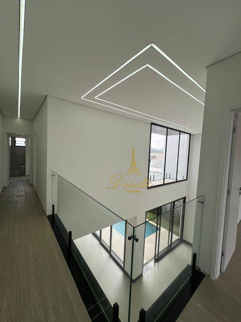 Sobrado à venda com 3 quartos, 240m² - Foto 17