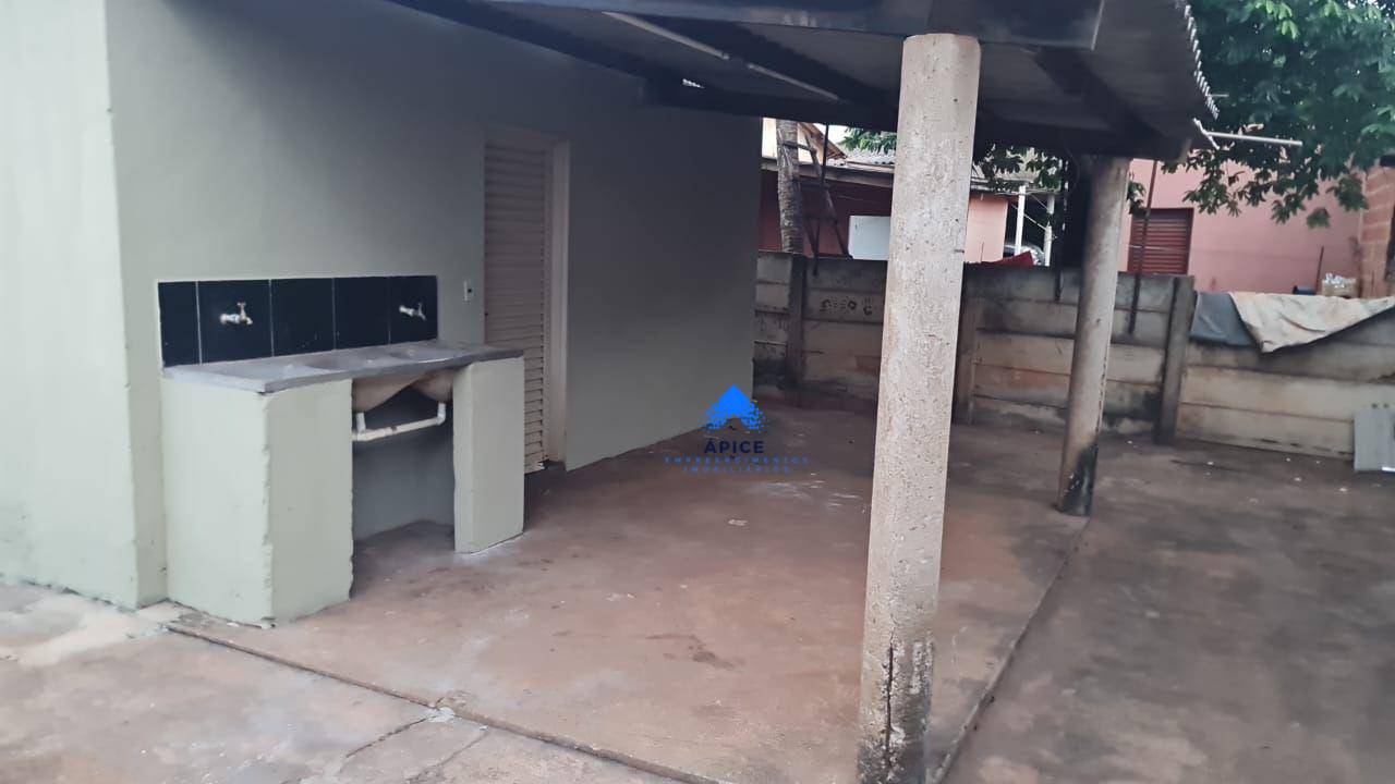 Casa para alugar com 3 quartos, 200M2 - Foto 5