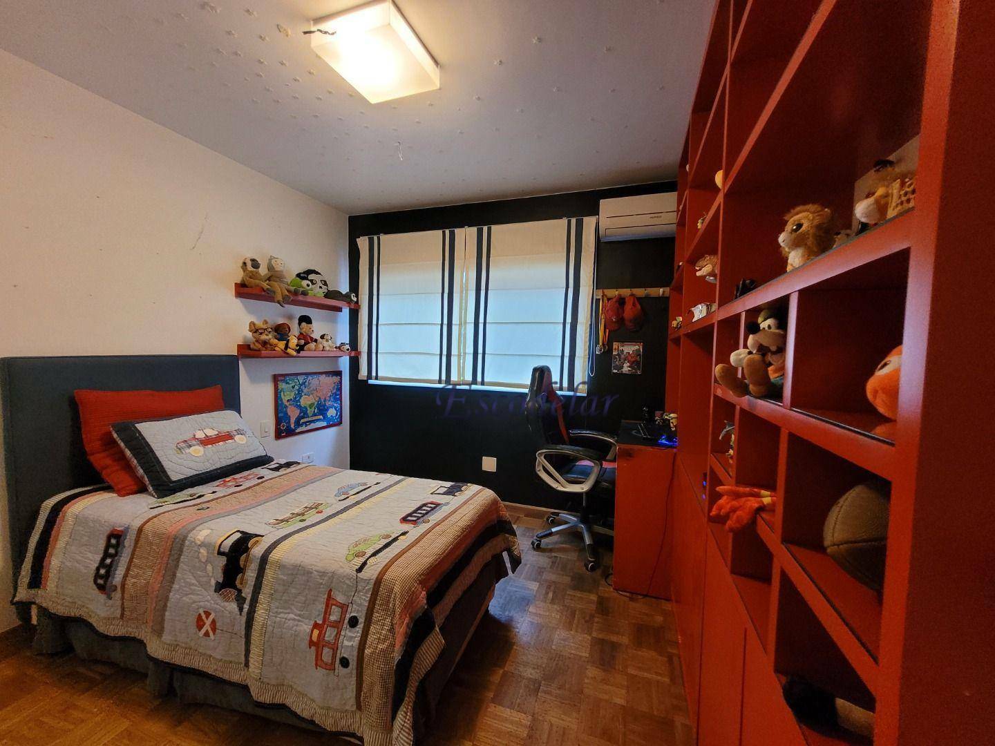 Apartamento à venda com 3 quartos, 200m² - Foto 27