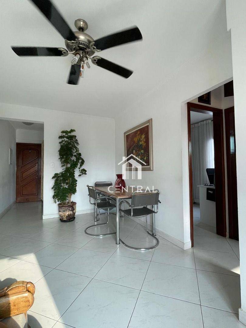 Apartamento à venda com 2 quartos, 69m² - Foto 2