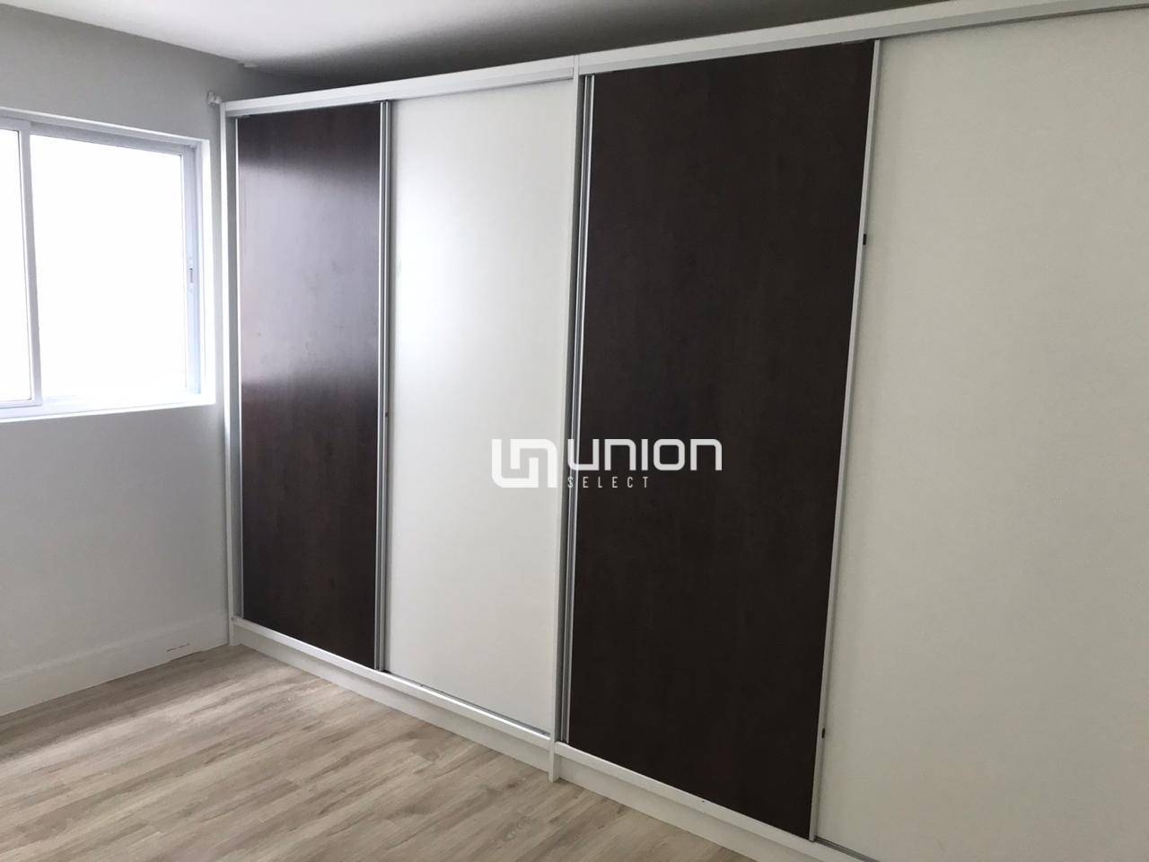 Apartamento à venda com 3 quartos, 121m² - Foto 19