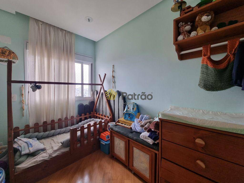 Apartamento à venda com 3 quartos, 95m² - Foto 14