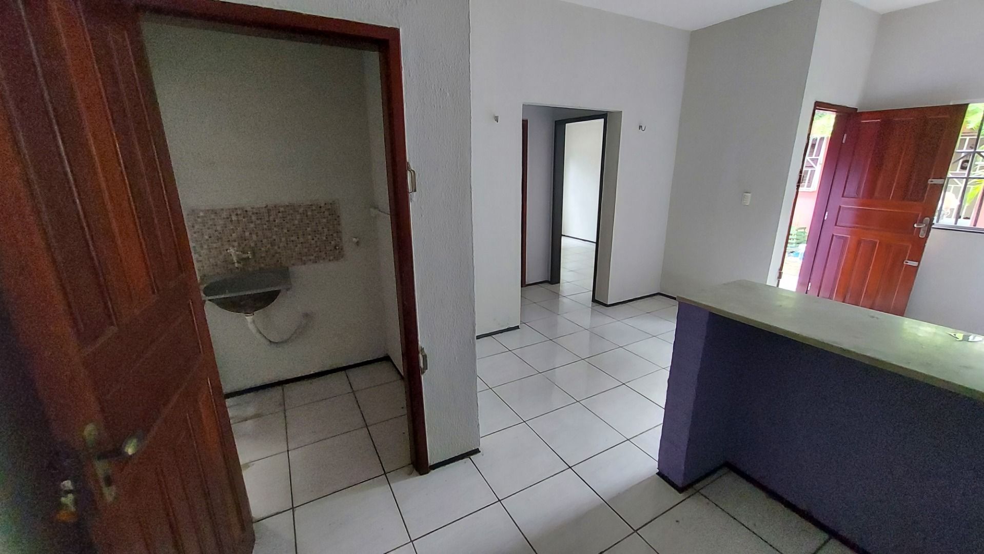 Casa à venda com 2 quartos, 65m² - Foto 8