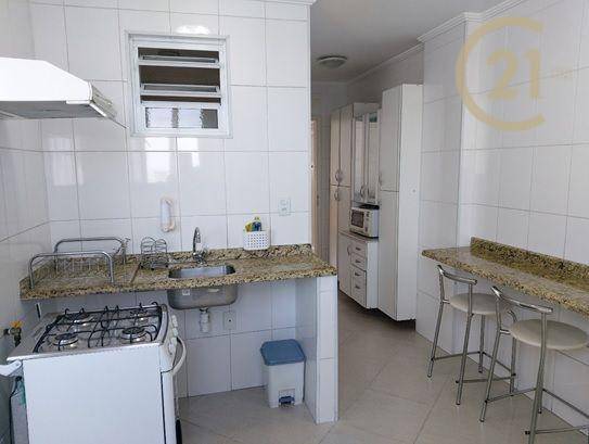 Apartamento para alugar com 3 quartos, 82m² - Foto 15