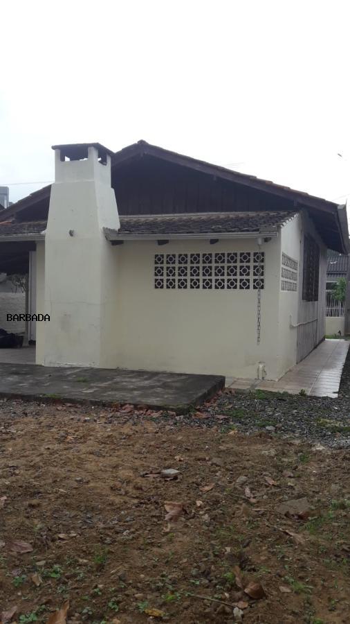 Casa à venda com 2 quartos, 100m² - Foto 4