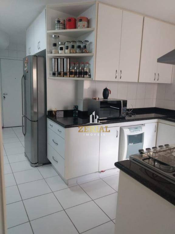 Apartamento à venda com 3 quartos, 146m² - Foto 17