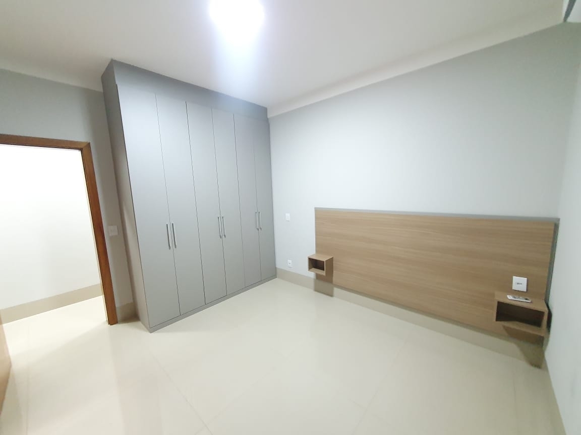 Casa à venda com 3 quartos, 190m² - Foto 8