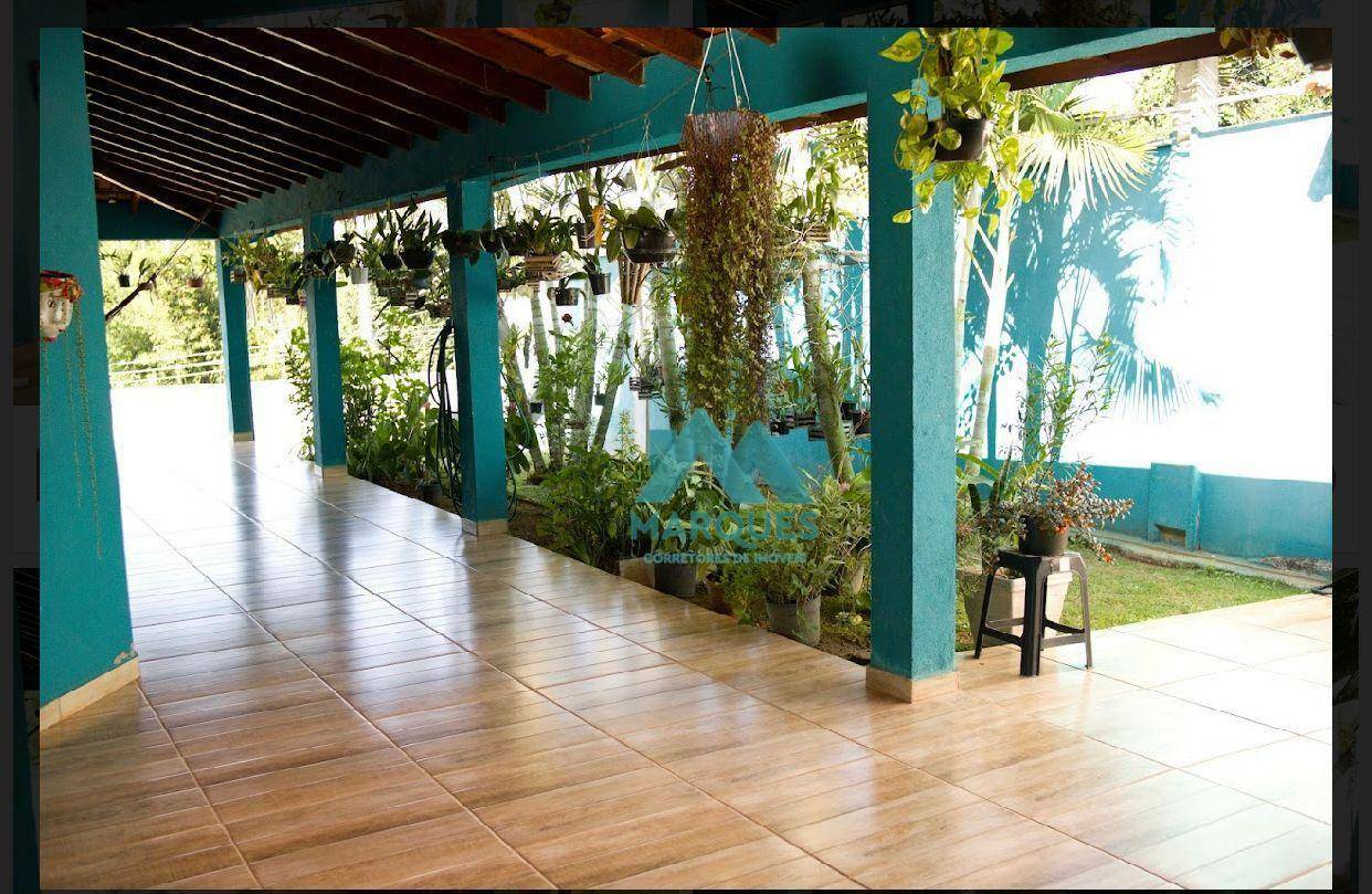 Chácara à venda com 2 quartos, 200m² - Foto 1