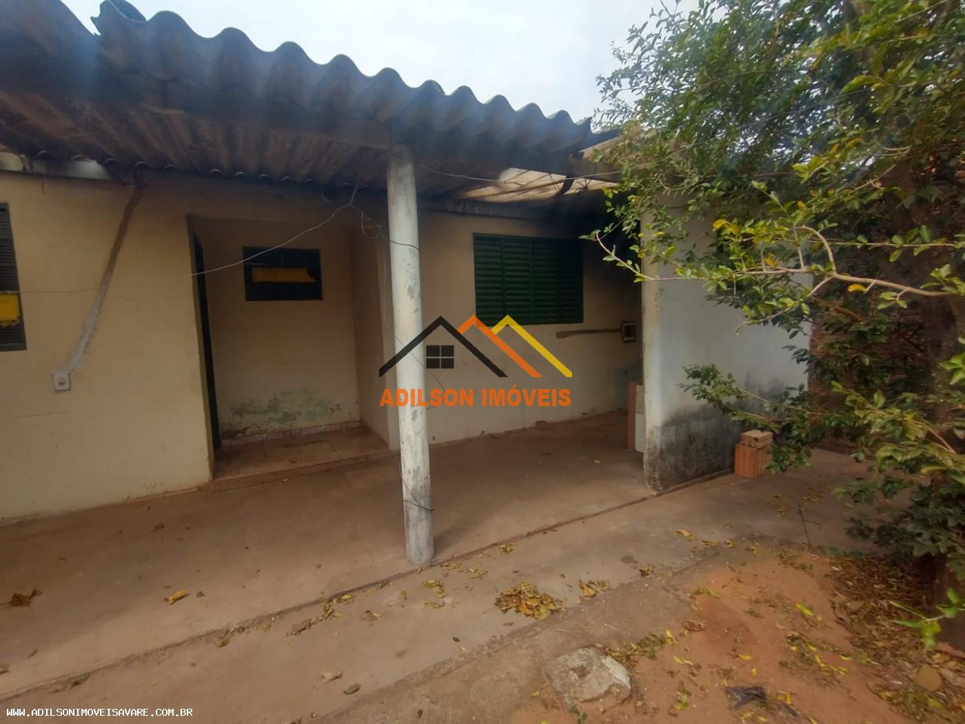 Casa à venda com 1 quarto, 200m² - Foto 1