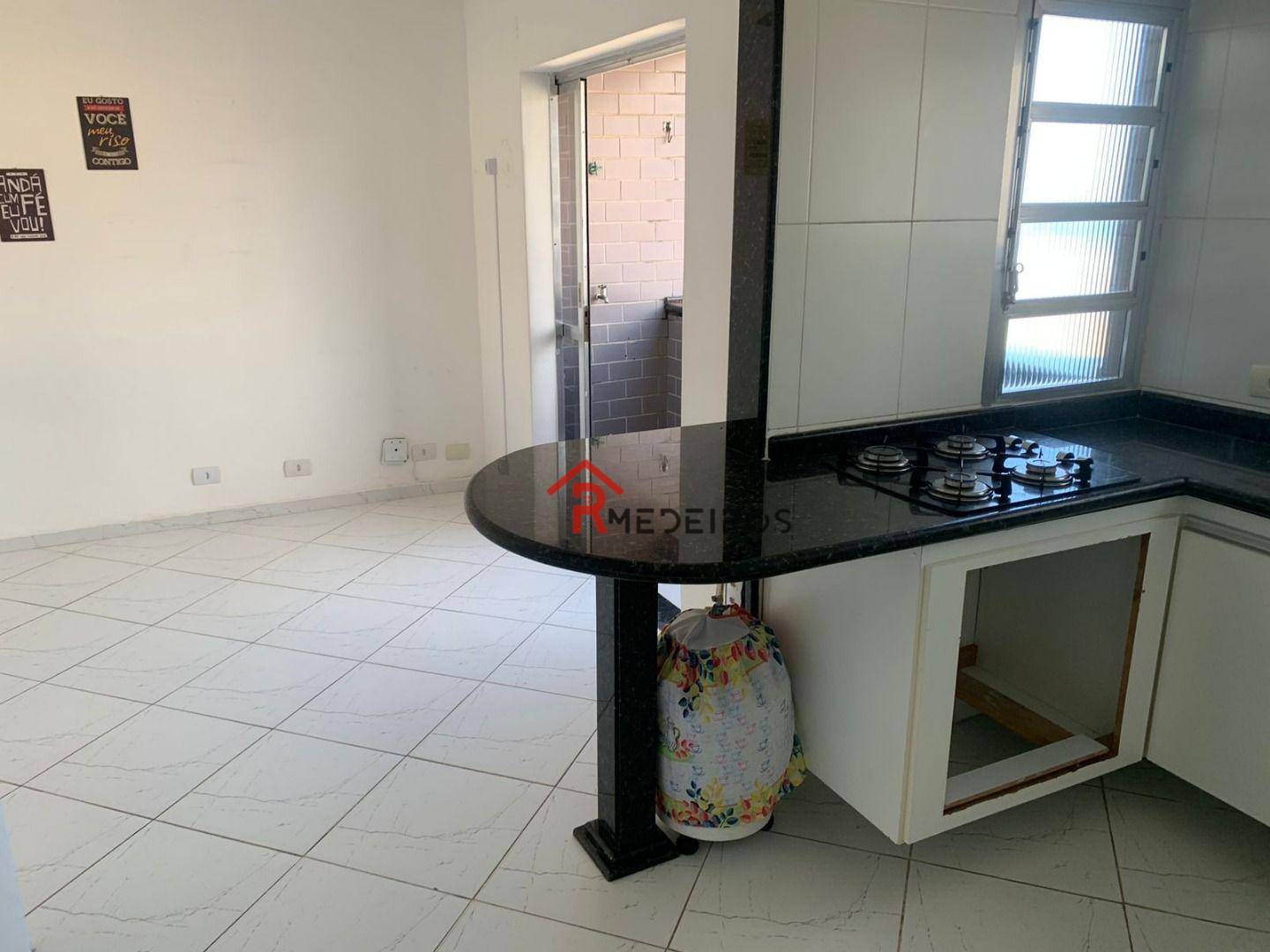 Apartamento à venda com 1 quarto, 42m² - Foto 4