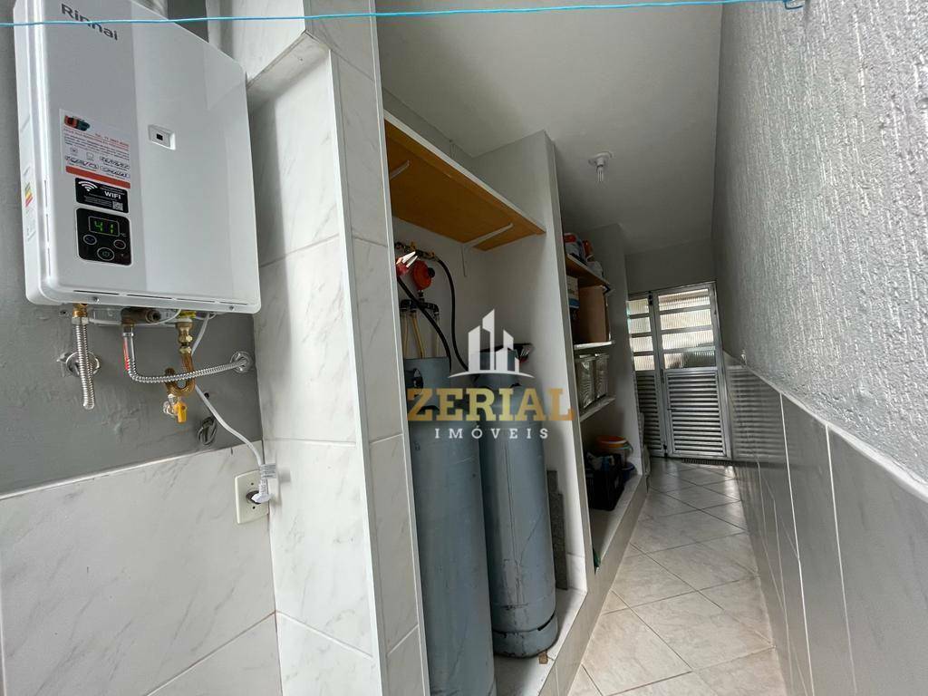 Sobrado à venda com 3 quartos, 210m² - Foto 12