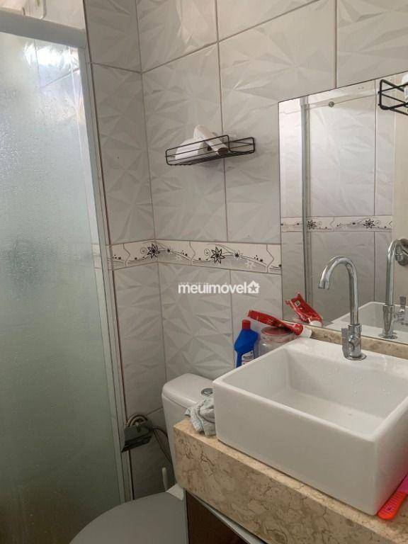 Apartamento para alugar com 2 quartos, 50m² - Foto 13