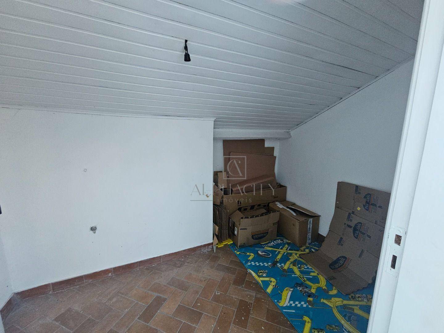 Casa de Condomínio à venda com 4 quartos, 340m² - Foto 29