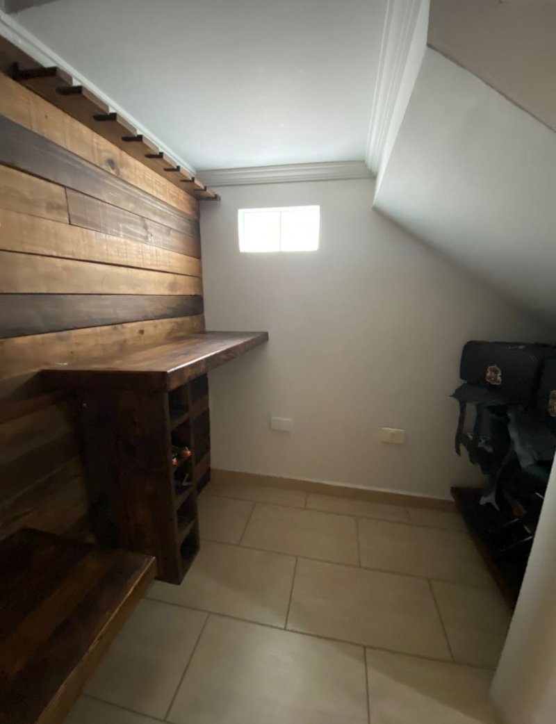 Sobrado à venda com 3 quartos, 202m² - Foto 4