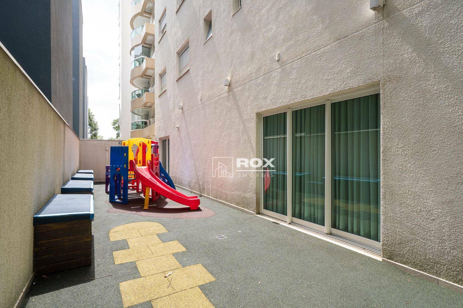 Apartamento à venda com 3 quartos, 125m² - Foto 42