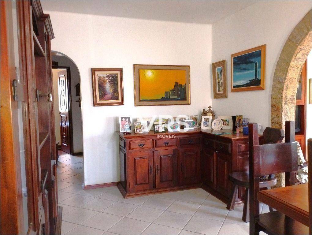 Casa à venda com 3 quartos, 182m² - Foto 20