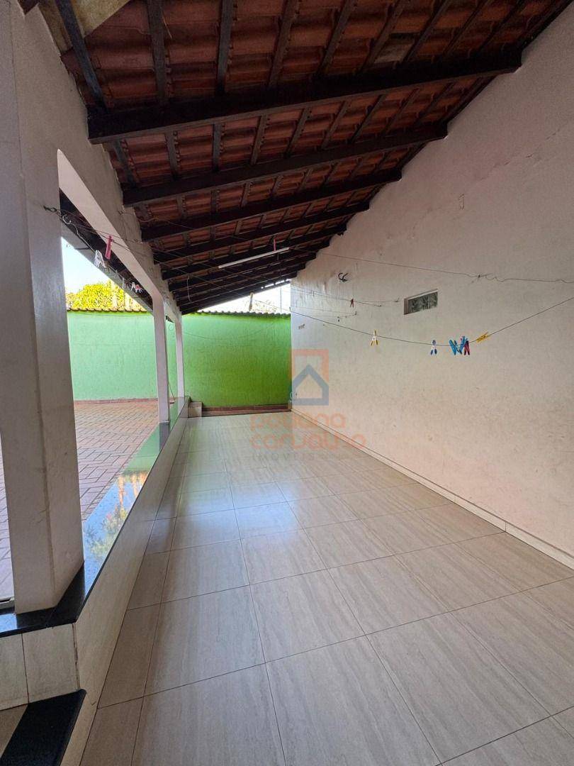 Casa, 4 quartos, 330 m² - Foto 14