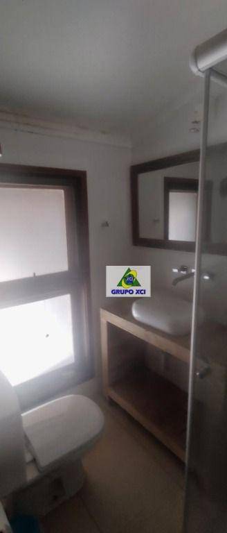 Casa de Condomínio à venda com 3 quartos, 221m² - Foto 18