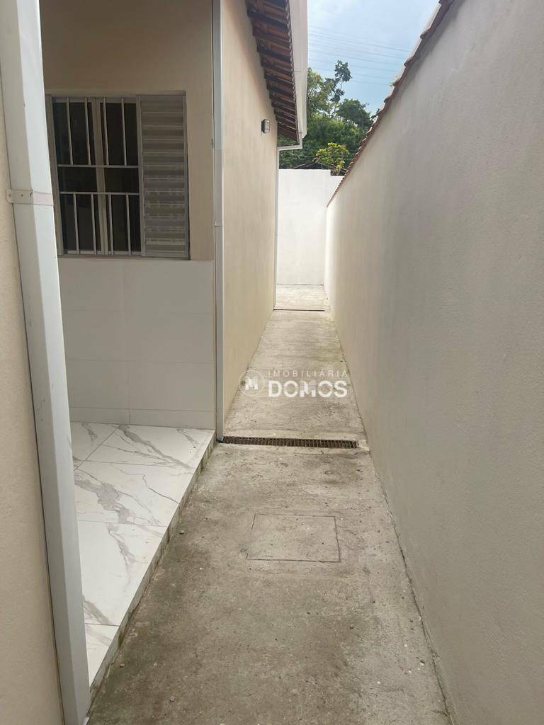 Casa à venda com 2 quartos, 66m² - Foto 15