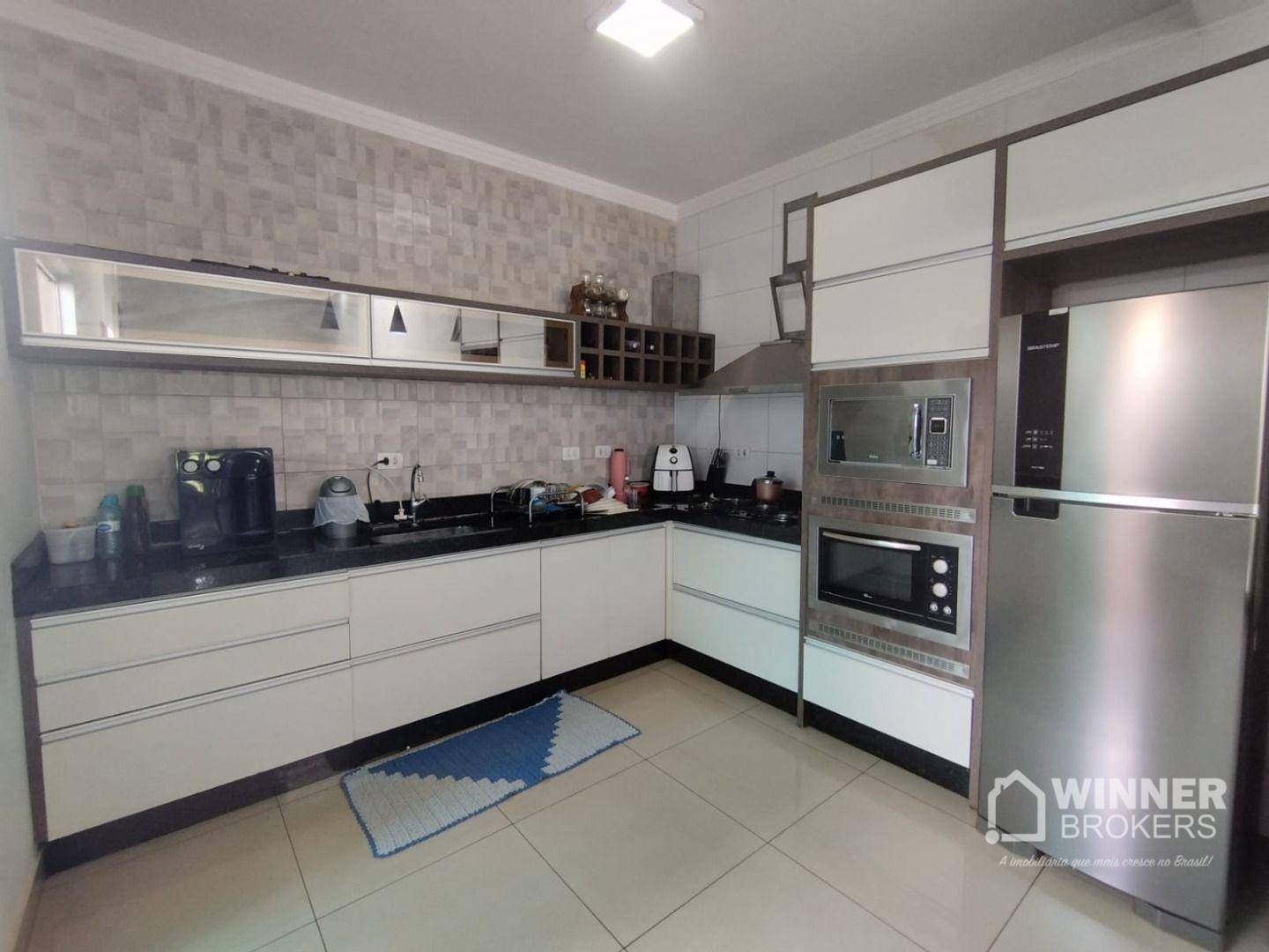 Casa à venda com 2 quartos, 230m² - Foto 10