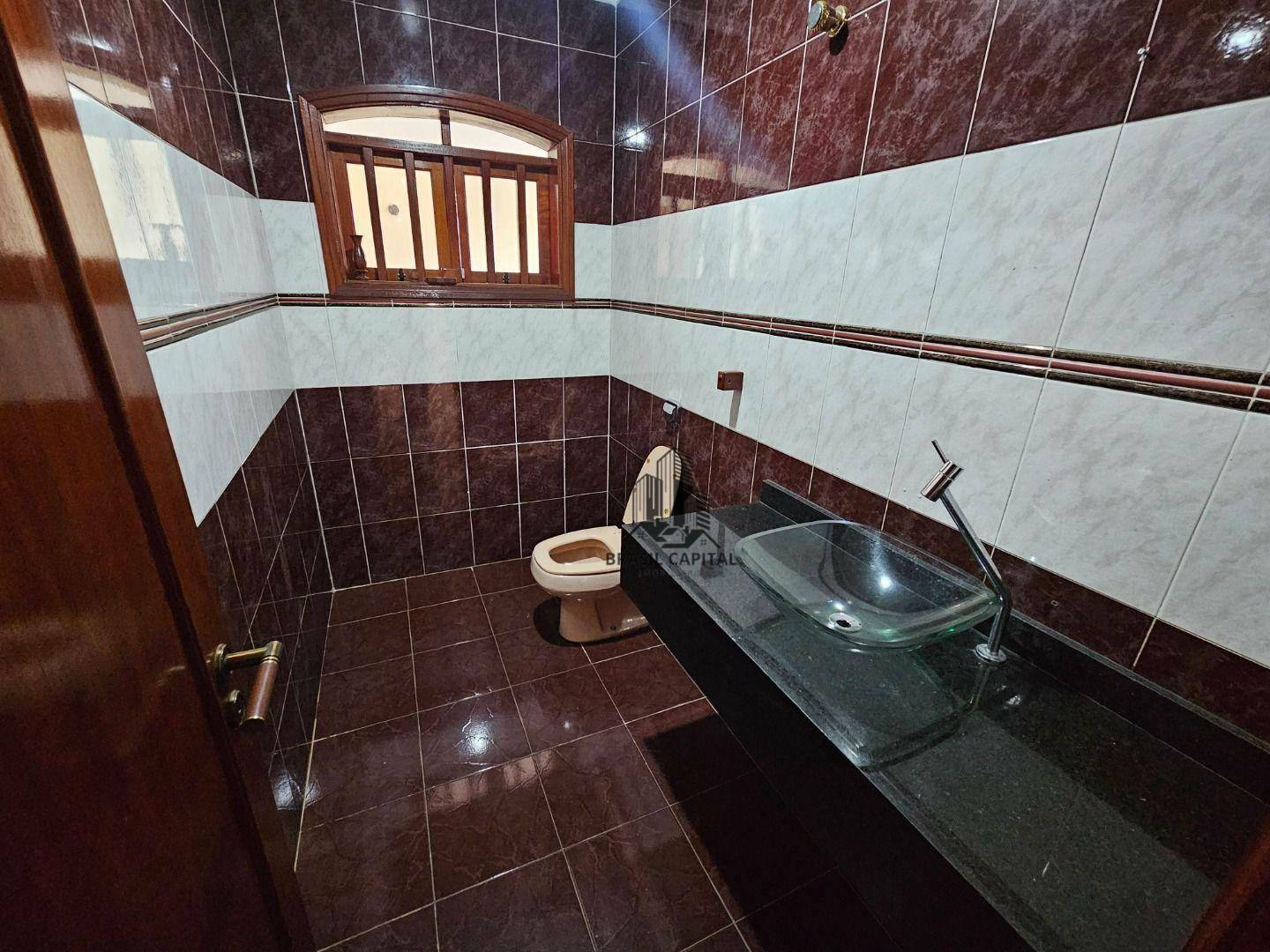 Sobrado à venda com 3 quartos, 300m² - Foto 15