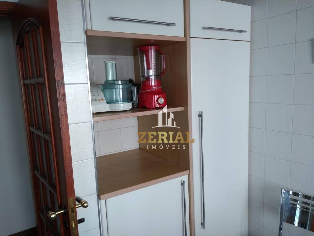 Apartamento à venda com 3 quartos, 140m² - Foto 17