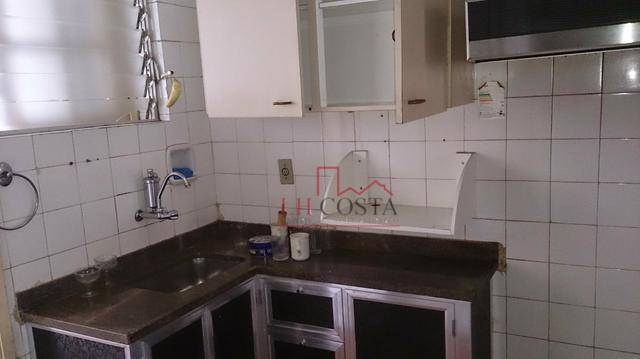 Apartamento à venda com 2 quartos, 60m² - Foto 5