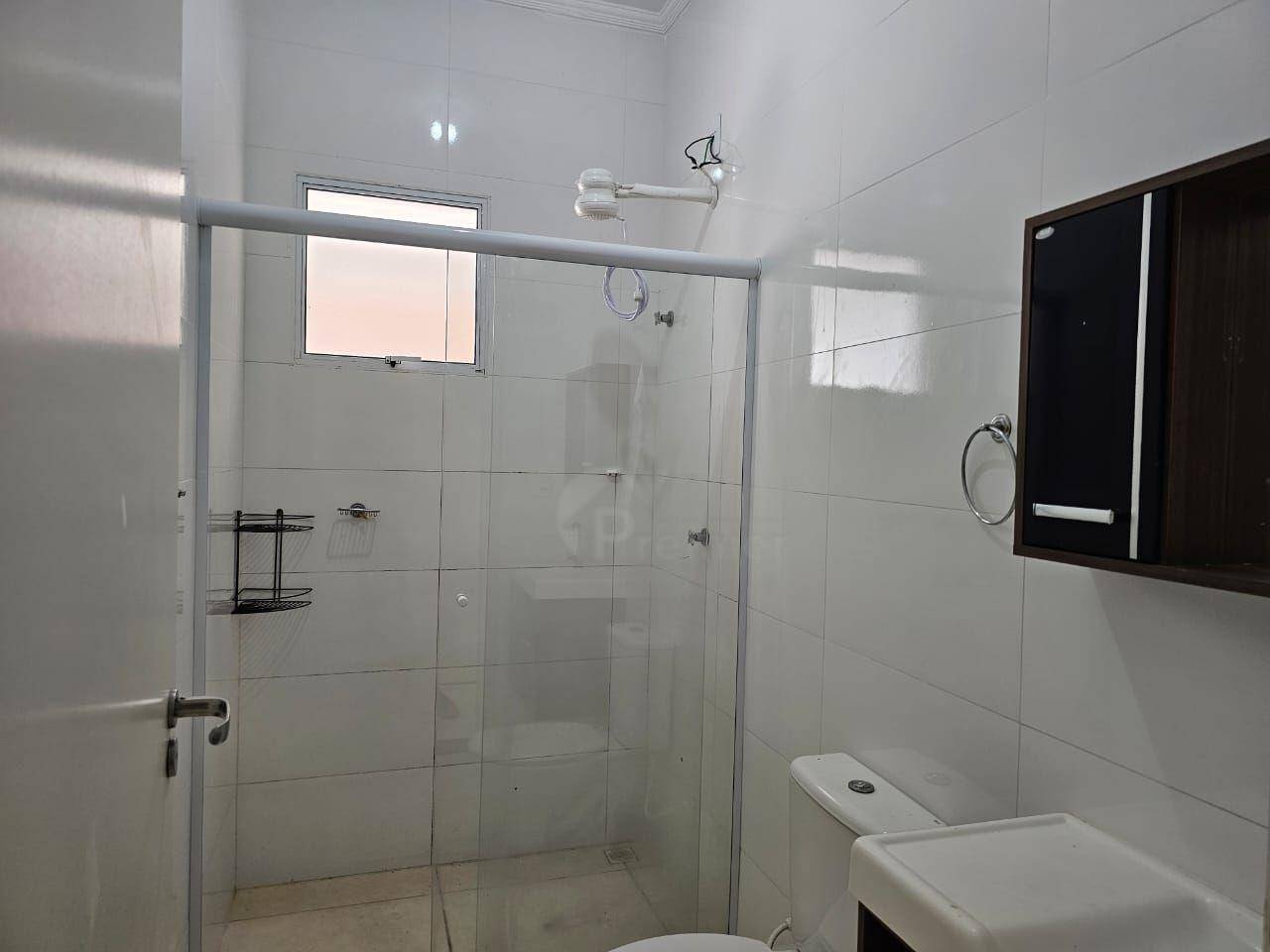 Casa para alugar com 2 quartos, 70m² - Foto 9