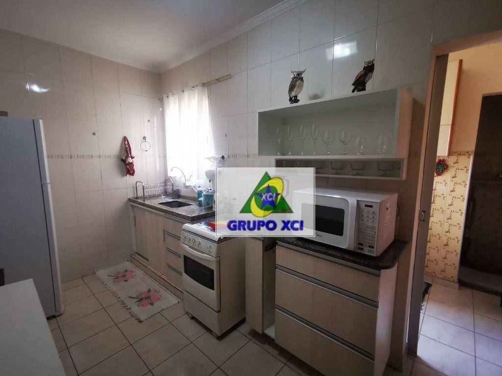 Apartamento à venda com 2 quartos, 87m² - Foto 2