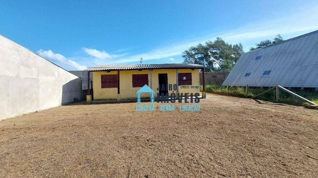Casa à venda com 3 quartos, 450M2 - Foto 2