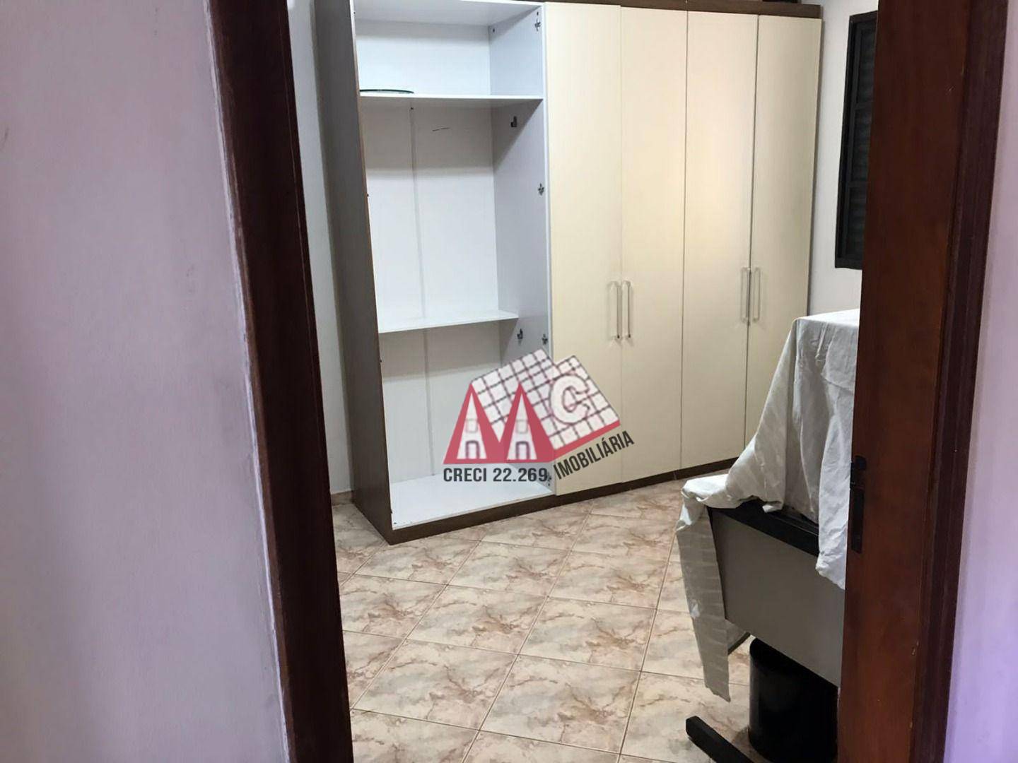 Casa à venda com 3 quartos, 195m² - Foto 9