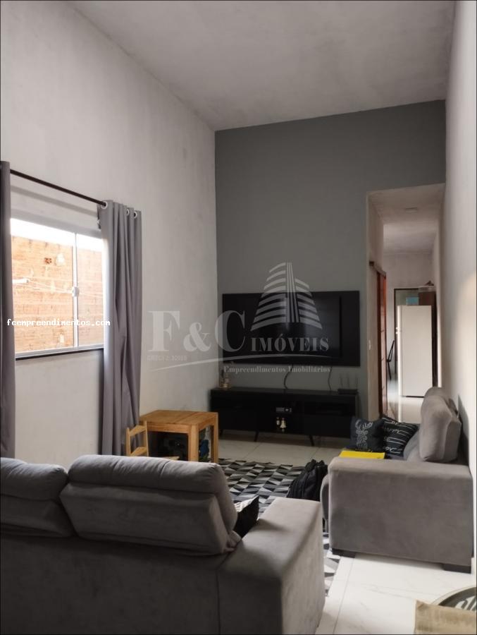 Casa à venda com 2 quartos, 150m² - Foto 19