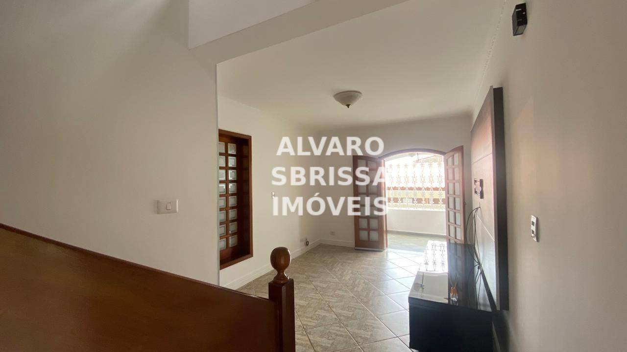 Casa à venda com 3 quartos, 272m² - Foto 10