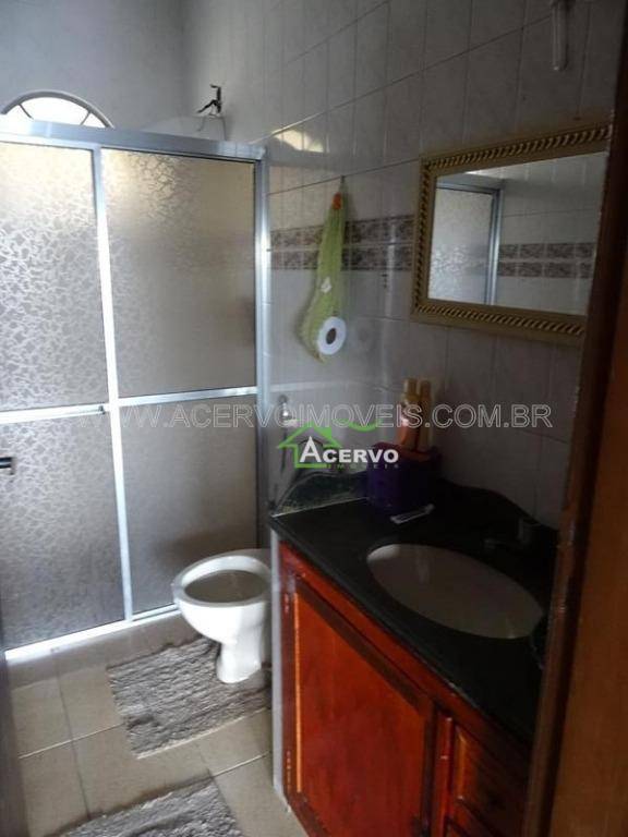 Casa à venda com 3 quartos, 108m² - Foto 17