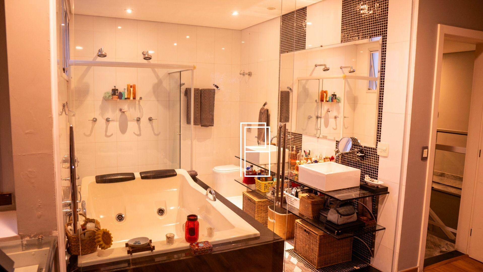 Casa à venda com 4 quartos, 300m² - Foto 44