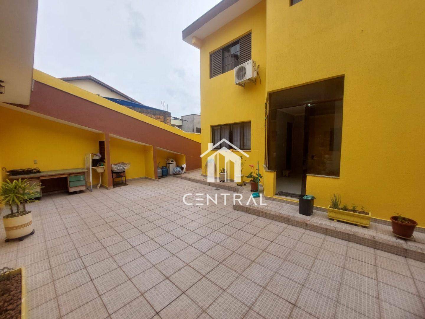 Sobrado à venda com 4 quartos, 340m² - Foto 27